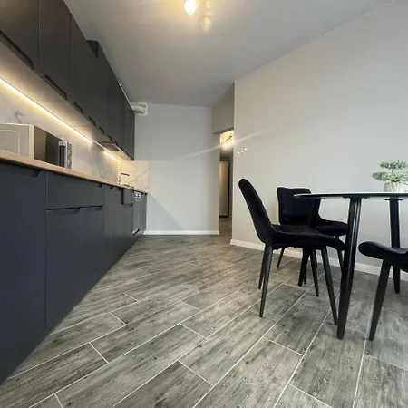 у новобудові вулиця вашингтона-довга *